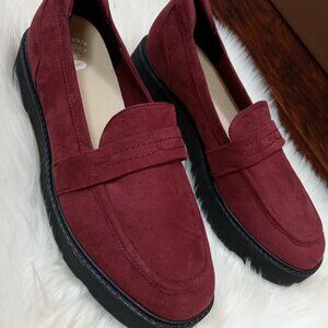 Dr. School's Women's Size 8.5 Vibrant Loafer Burgundy NEW